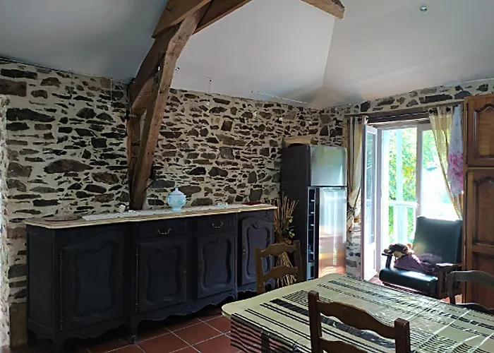 Maison Chaleureuse à Bagnac-sur-célé 70 M² Avec Jardin Accueillant * Linac